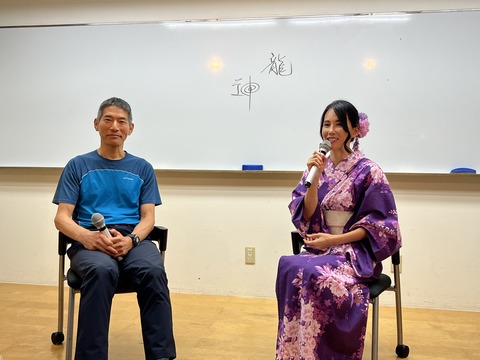 58E47DBD-B234-472B-BCFD-11EA767E9D77