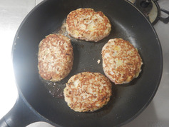 ポテトポークバーグ照り焼きソース210212-P5