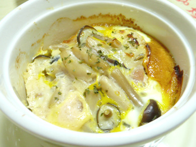 豚肉としめじのクリームエッグ