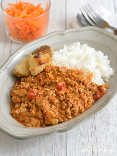 無水ヨーグルトトマトカレー240328