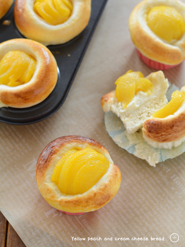 黄桃とクリームチーズのパン マフィン型 缶詰 簡単パン パン トッピング ちょりまめ日和 ちょりママ 西山京子 オフィシャル料理ブログ Powered By ライブドアブログ