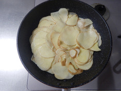 新じゃがチキンスチームソテー200207-P1