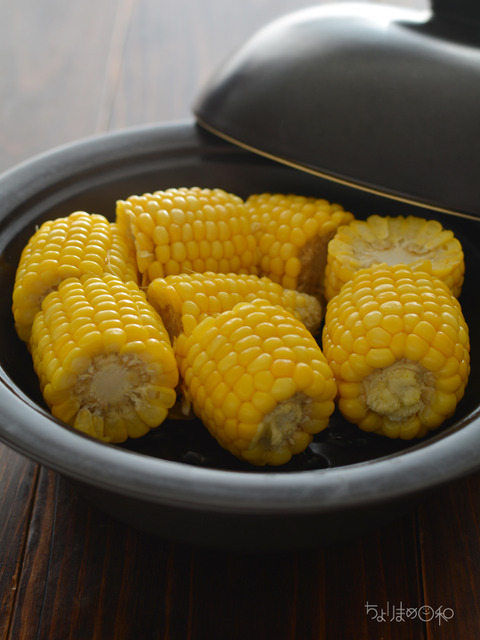 晩ごはん190525_蒸しとうもろこし