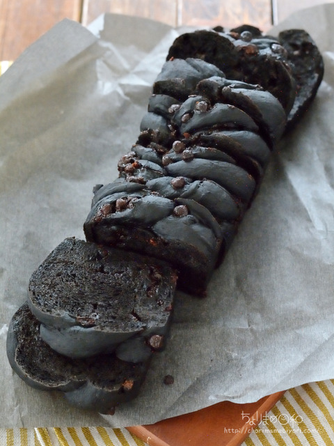 チョコチップブラックココアパウンドパン_富澤2409-2