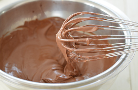 ショコラキューブビターの食パンチョコレートケーキ_BOM1901-P8