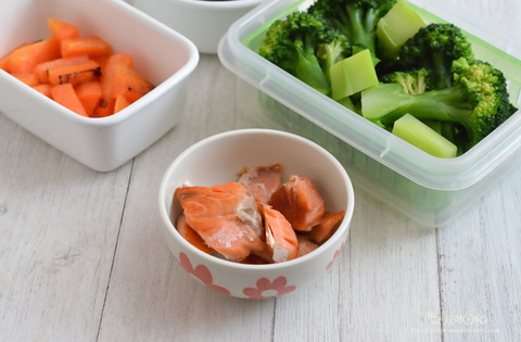 作り置き230124_塩鮭塩ゆでブロッコリー