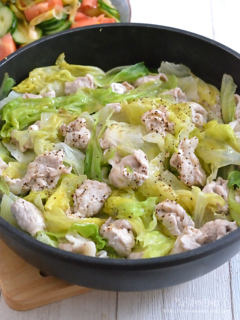 晩ごはん240404_レタスと豚肉の塩蒸し