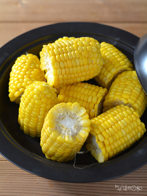 晩ごはん1900606_とうもろこし
