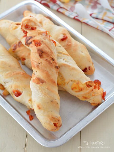 ペッパーチーズトマトバトン_TOMIZ2109-2