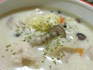 しっかりコクありクリームシチュー