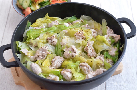 晩ごはん240404_レタスと豚肉の塩蒸し-2