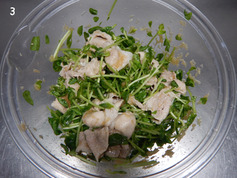 豚しゃぶと豆苗のオニオンぽん酢和え200611-P3