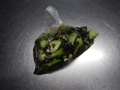 晩ごはん201117_塩こんきゅうりP