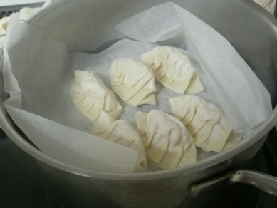 えびのこ蒸し餃子蒸し