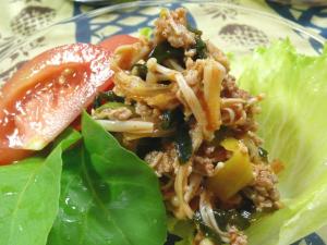 エノキのぬるっとピリ辛味ぃ～