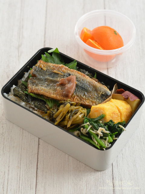 お弁当230509_いわしの梅照り煮