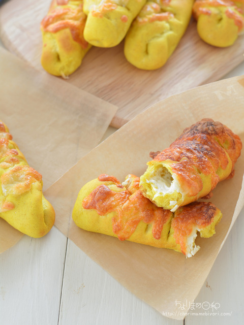 はるゆたかカレーチーズパン_TOMIZ2108-2