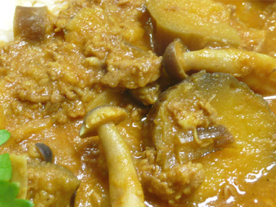 牛肉はこま切れでもいいお味♪