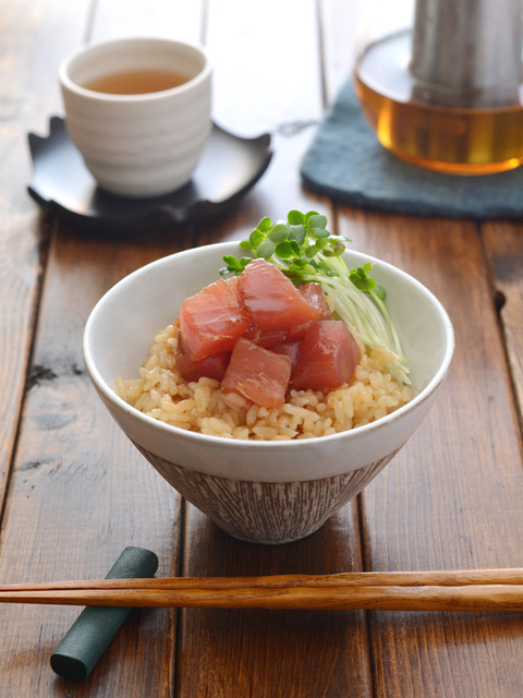 番茶めしのまぐろ丼R