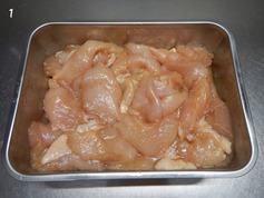 米粉衣の揚げ焼き鶏200516-P1