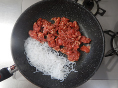 牛肉と糸こんにゃくのピリ辛炒め190524-P3