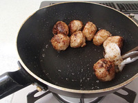 肉団子のはちみつ醤油あんP5