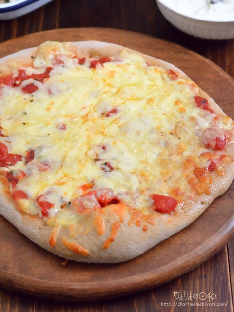 晩ごはん220809_全粒粉ピザ2