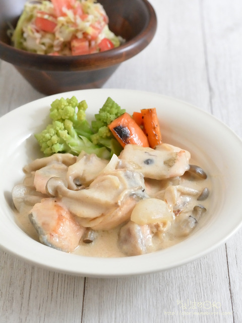 晩ごはん231011_鮭ときのこのチーズクリーム煮