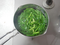 ニラ豚のえごま梅肉和えRP2