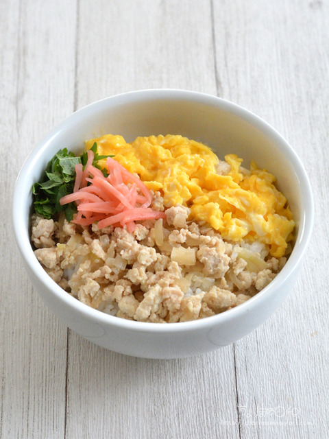 昼ごはん240801_鶏そぼろ