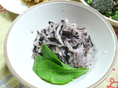 大根とヒジキのゆかり玉ねぎ