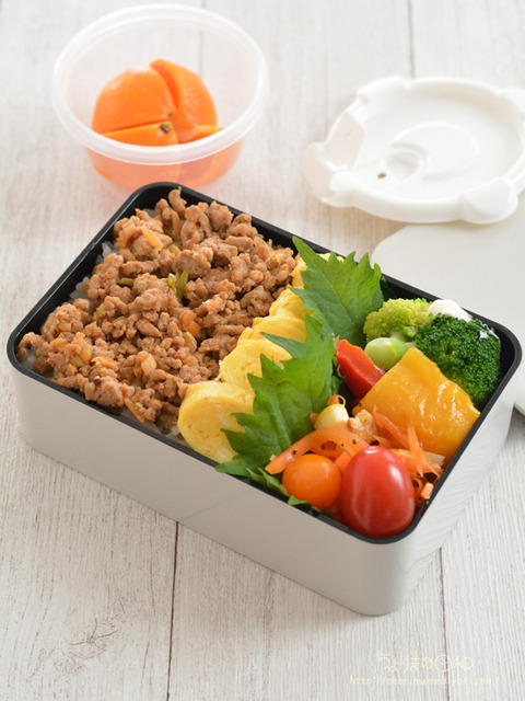 お弁当230502_コチュジャンそぼろ