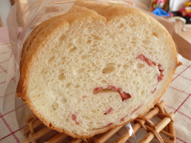 クリームチーズサラミウランド