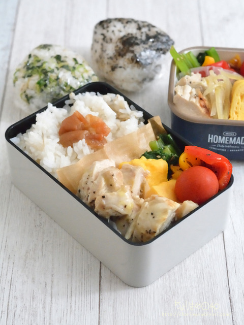 お弁当231004_鶏むね玉ねぎ砂糖塩酒BP