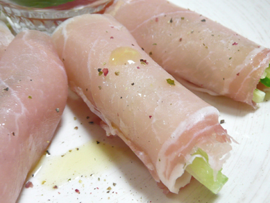 パリっと塩気も感じるワシワシオードブルサラダ