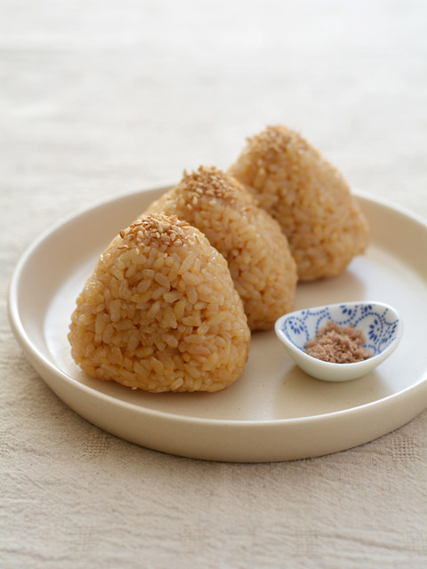番茶めしの藻塩おむすびR