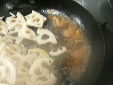 れんこんの黒酢きんぴらP