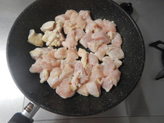 むね肉とピーマンのガーリックナンプラー炒め190707-P2