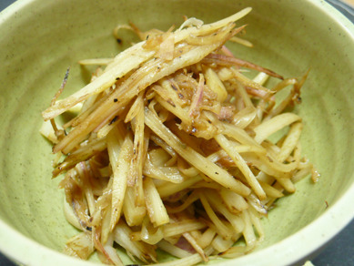 うどの皮の梅きんぴら