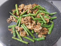 牛肉といんげんのカレー風味のウスター炒め200225-P4