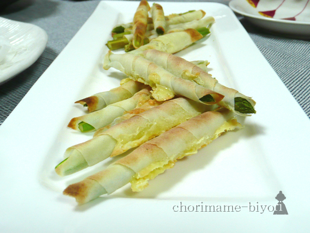 アスパラのトースターチーズ春巻き