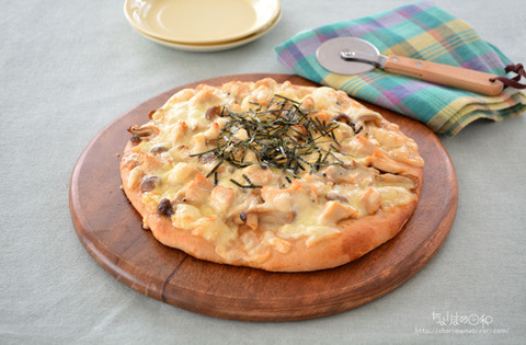 照り焼きチキン&きのこの全粒粉ピッツァ_日清製粉2102-4
