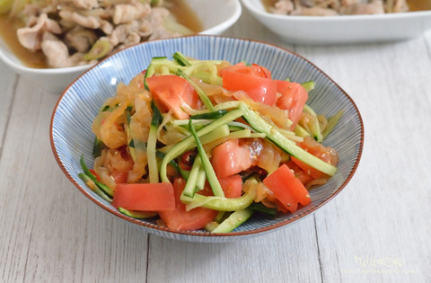 晩ごはん220713_中華くらげとトマトの和え物
