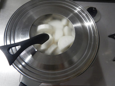 焼き大根と豚肉の煮物191118-P1