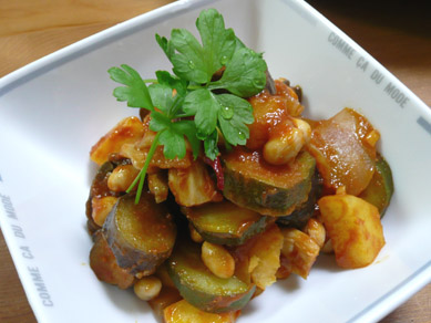 アンチョビ風味の豆入りラタトゥイユ