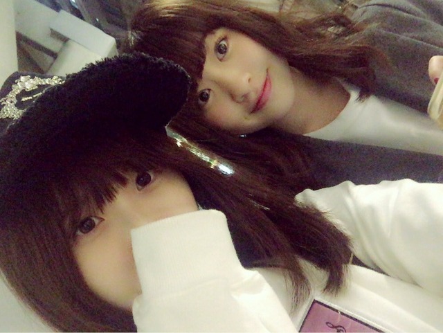 Cf2Q4WMUIAE-jWp_orig