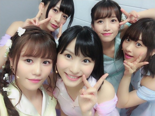 Csts2s8UkAAO3tY_orig