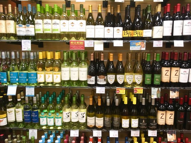 ハワイのabcマートで買う お気に入りのデイリーワイン ちょっとソコマデ