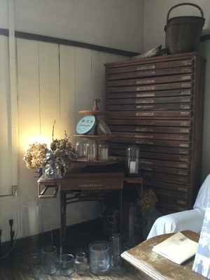 84EE298F-1639-495A-AA63-86D15CADE3EA