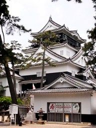 岡崎城